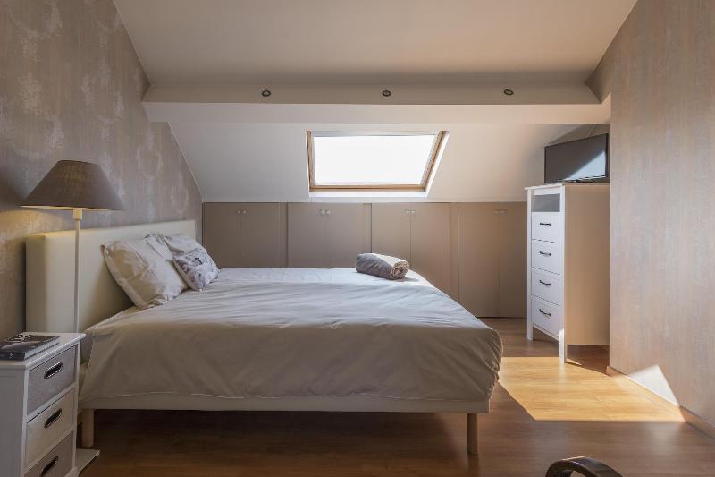 Restaurant & Guesthouse Cachet De Cire image