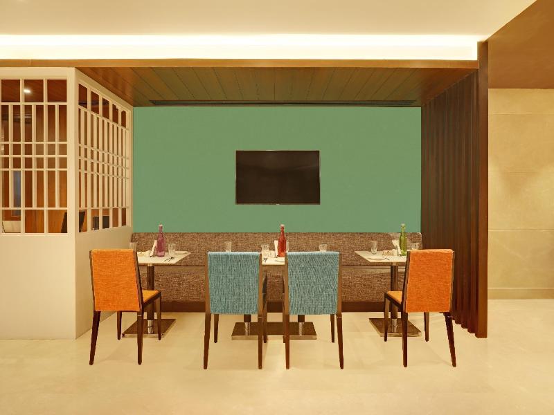 Lemon Tree Hotel Jhansi image 2