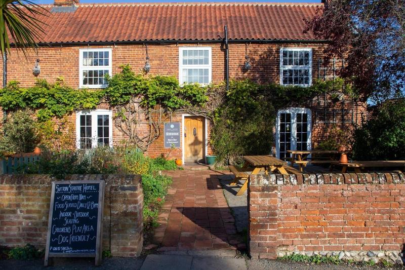 Sutton Staithe Hotel image