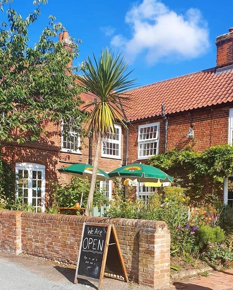 Sutton Staithe Hotel image