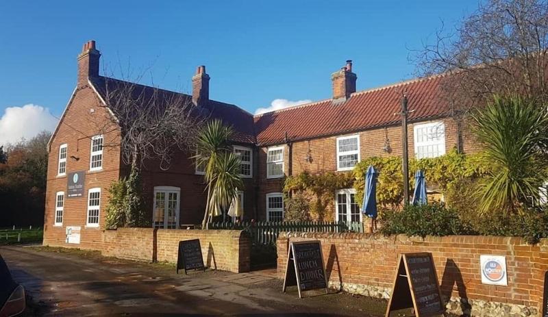 Sutton Staithe Hotel image