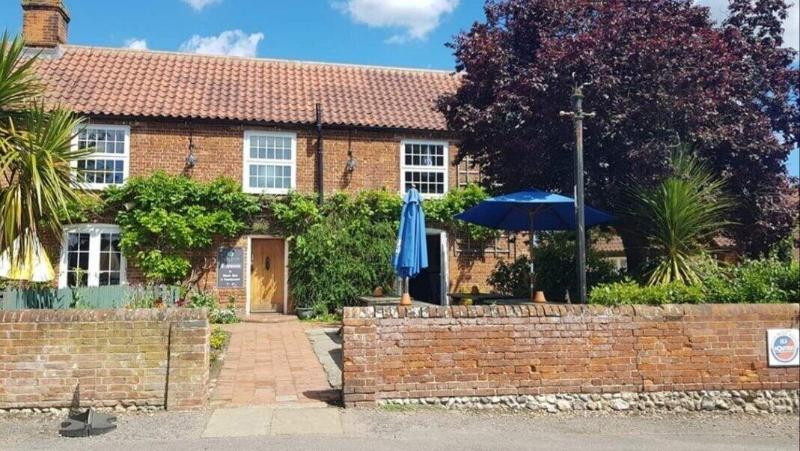 Sutton Staithe Hotel image