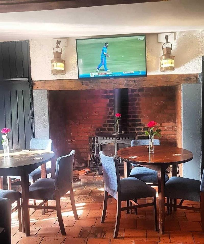 Sutton Staithe Hotel image