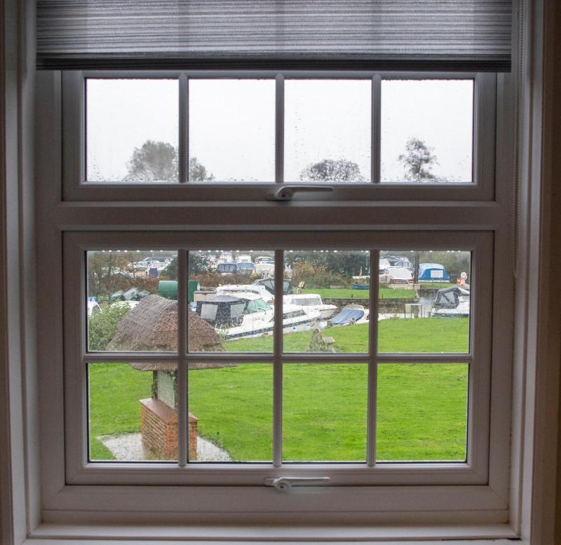 Sutton Staithe Hotel image