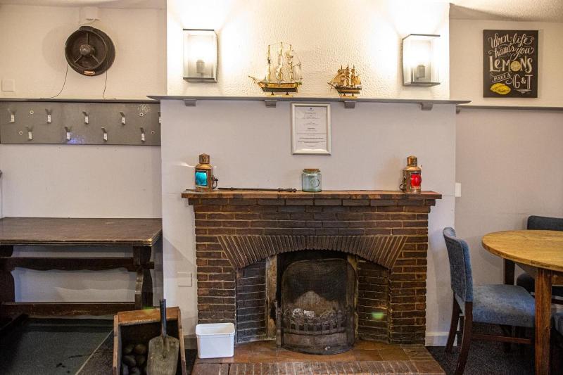 Sutton Staithe Hotel image