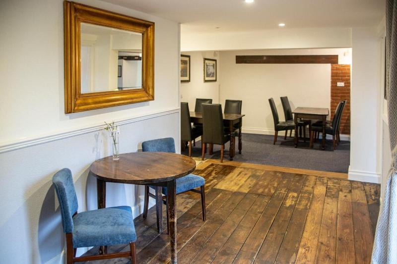 Sutton Staithe Hotel image