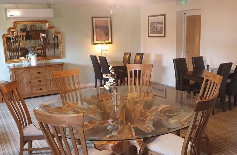 Sutton Staithe Hotel image
