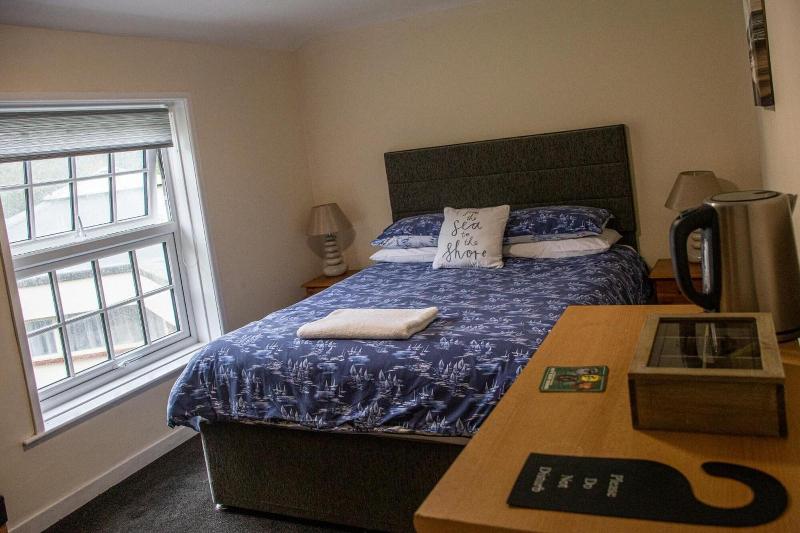 Sutton Staithe Hotel image