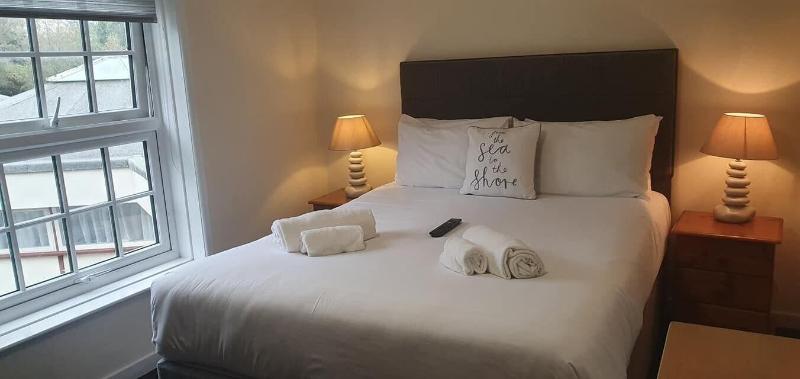 Sutton Staithe Hotel image