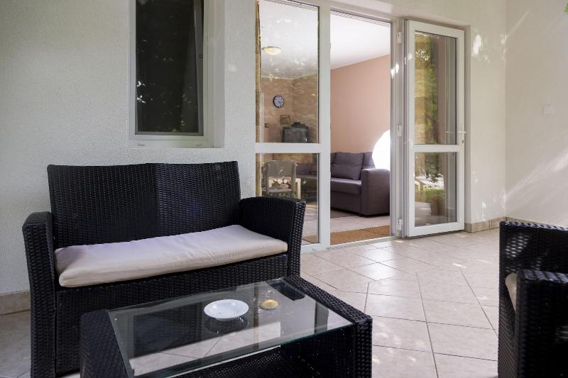 Vadã¡sztanya Apartmanok image
