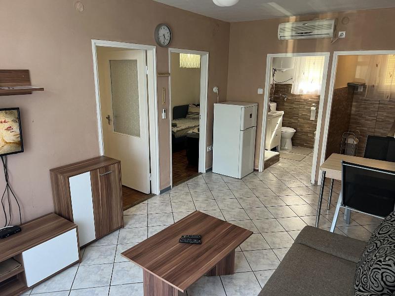 Vadã¡sztanya Apartmanok image