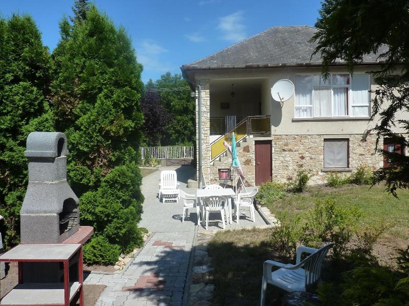 Vadã¡sztanya Apartmanok image