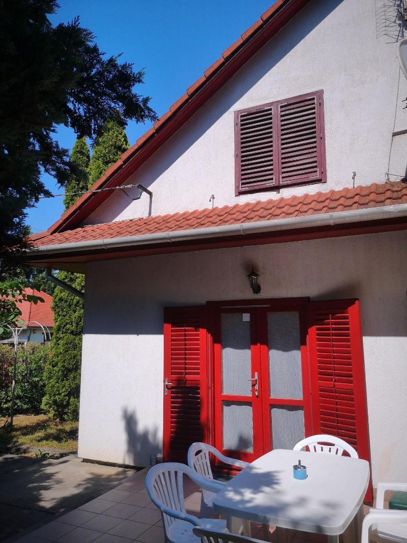 Vadã¡sztanya Apartmanok image