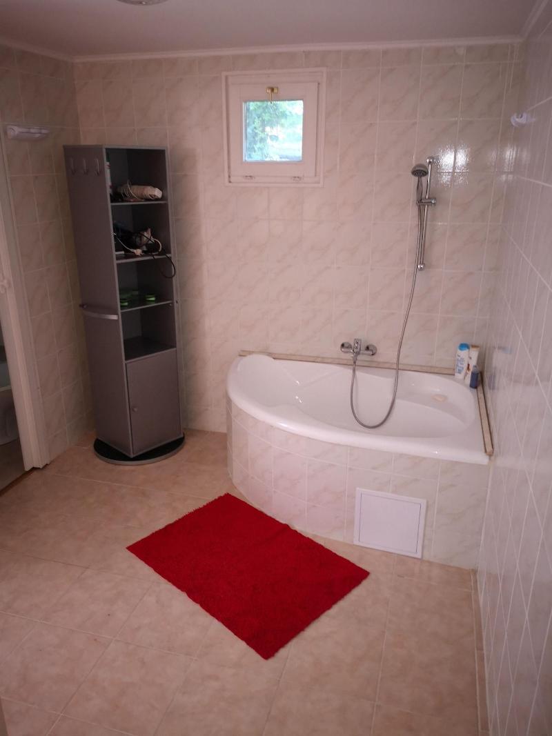 Vadã¡sztanya Apartmanok image