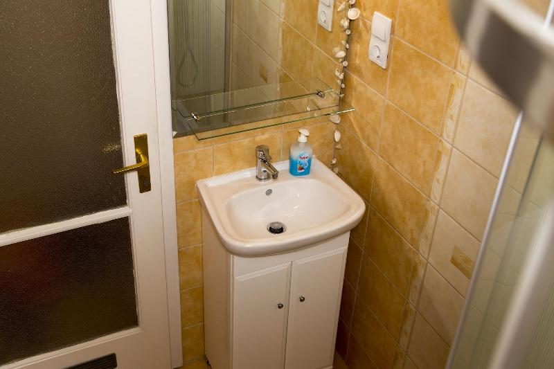 Vadã¡sztanya Apartmanok image