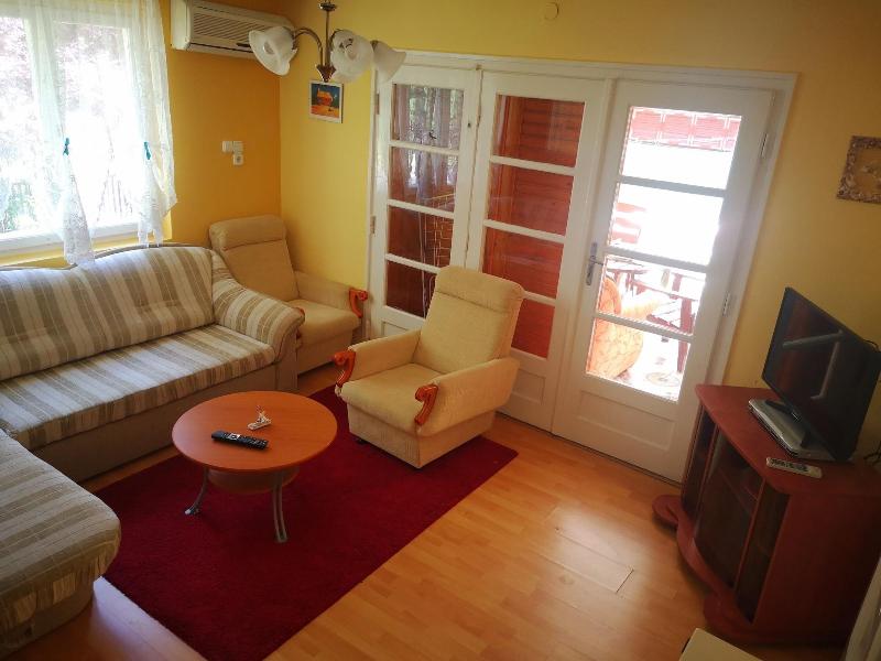 Vadã¡sztanya Apartmanok image