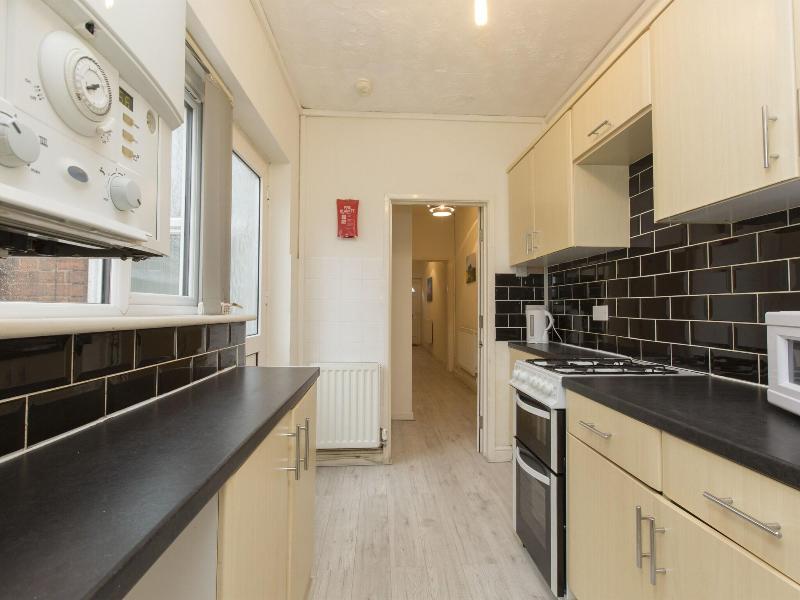 Townhouse Plus @ 40 West St image