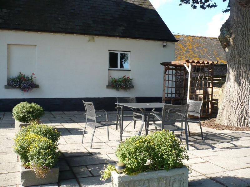 Benhall Farm Holidays image