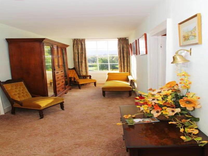 Benhall Farm Holidays image