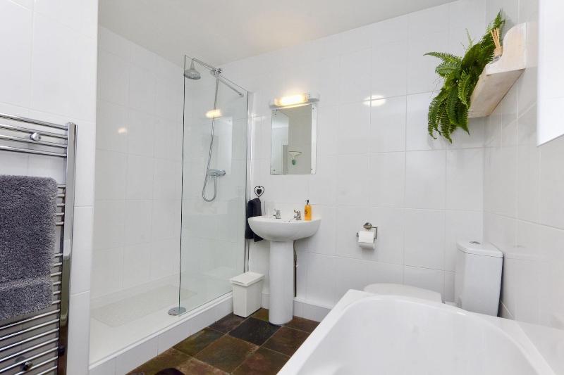 Vale View Cottages - The Coach House image