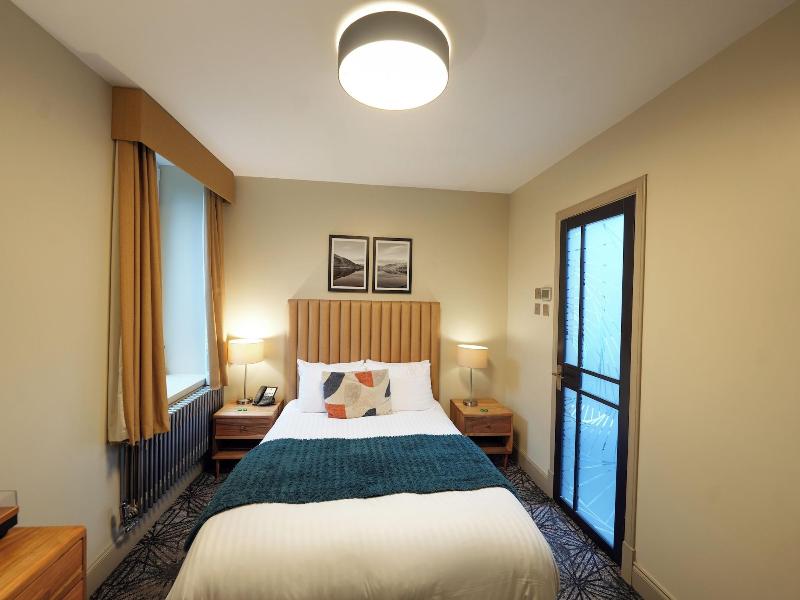 Riva Boutique Hotel & Restaurant image