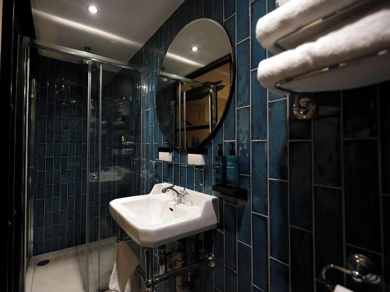 Riva Boutique Hotel & Restaurant image