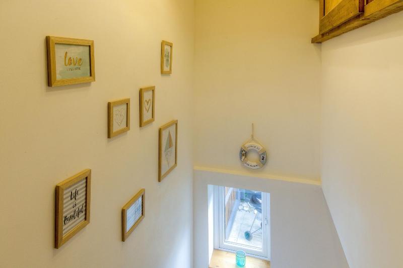 Beach Breeze Cottage image