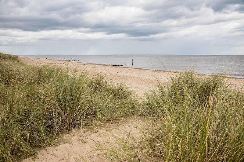 Beach Breeze Cottage image