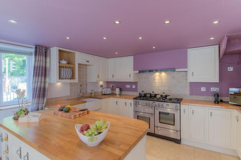 Beach Breeze Cottage image
