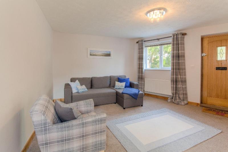Beach Breeze Cottage image