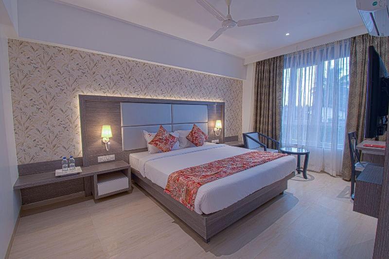 Hotel Park Tree, Kolhapur
