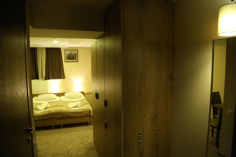 Hotel Reverence image