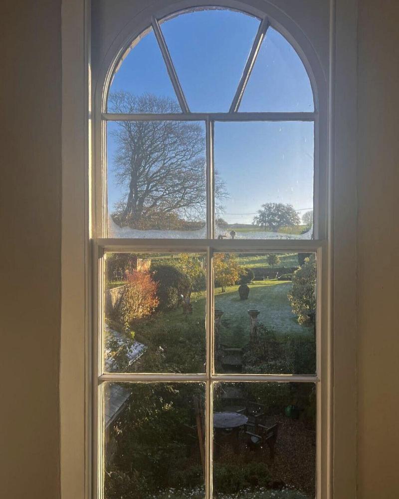Ellesmere House image
