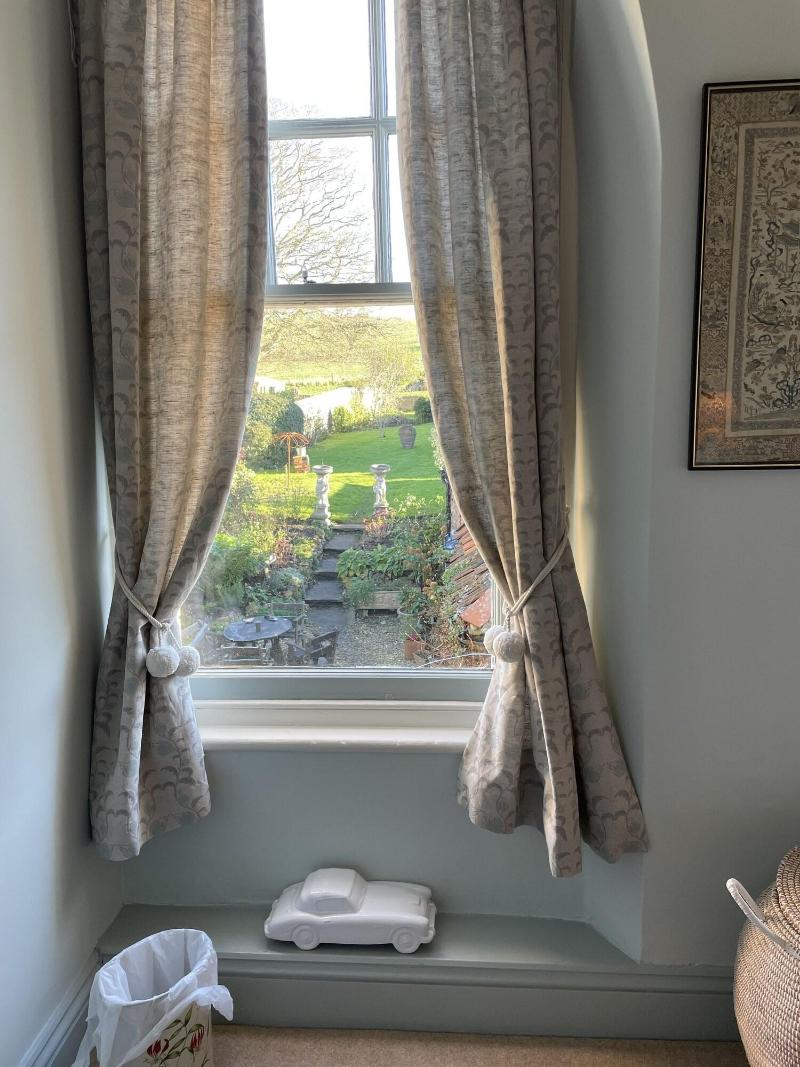 Ellesmere House image