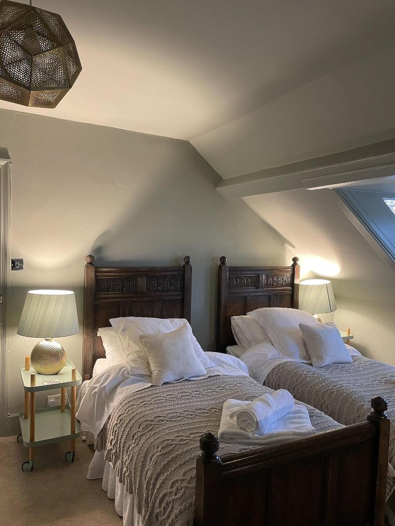Ellesmere House image