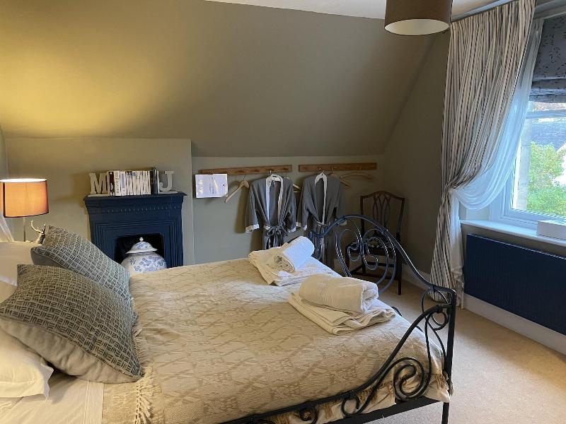 Ellesmere House image