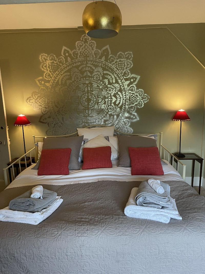 Ellesmere House image