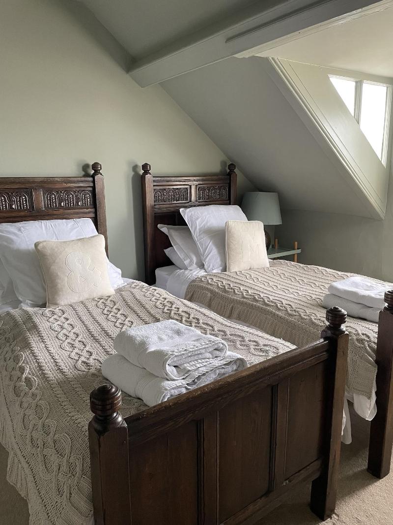 Ellesmere House image