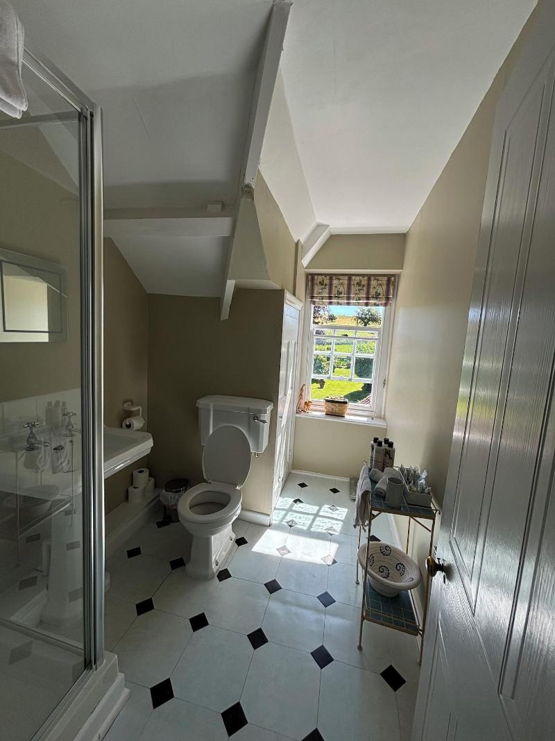 Ellesmere House image