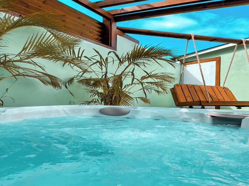 Kawan Bay Suites