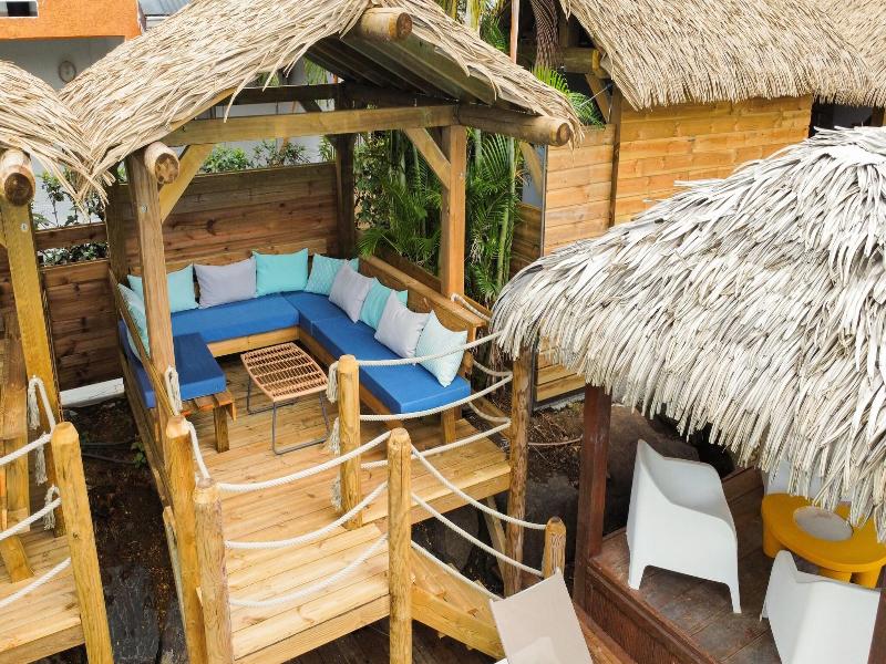 Kawan Bay Suites