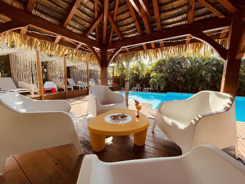 Kawan Bay Suites