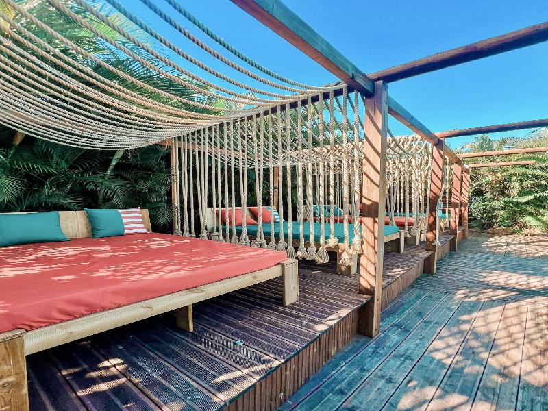 Kawan Bay Suites