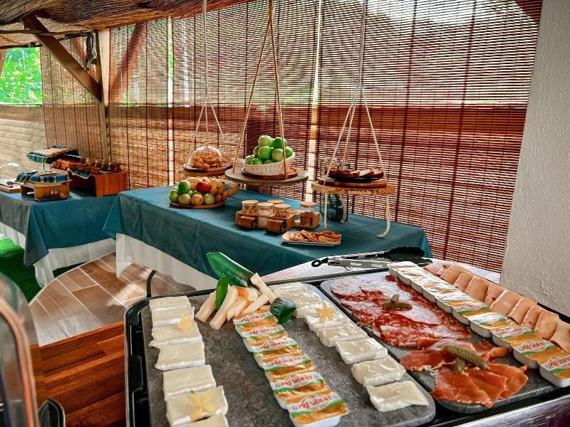 Kawan Bay Suites