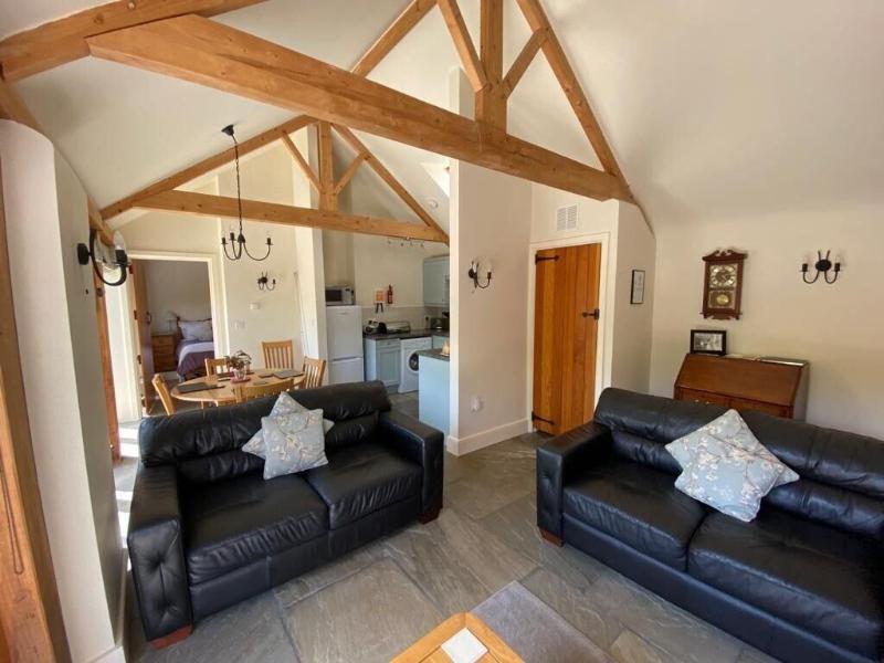Pear Tree Cottages image