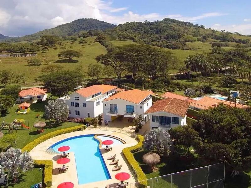 Paraiso Hotel Campestre image