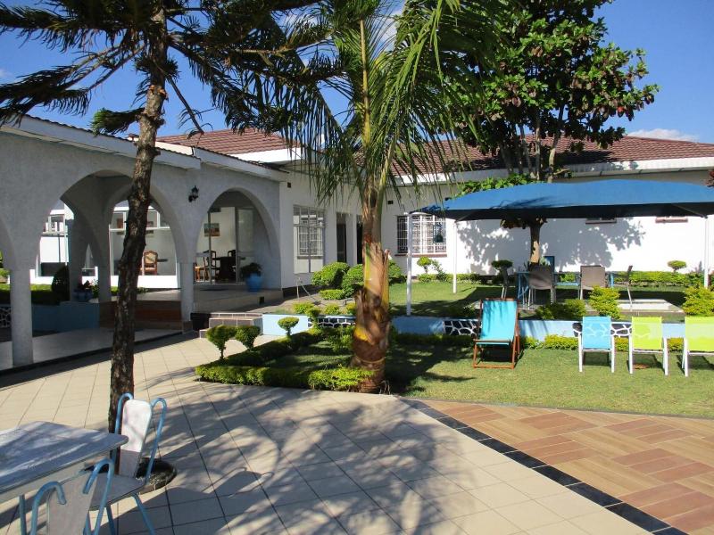 Blue Lagoon Lodge Blantyre image