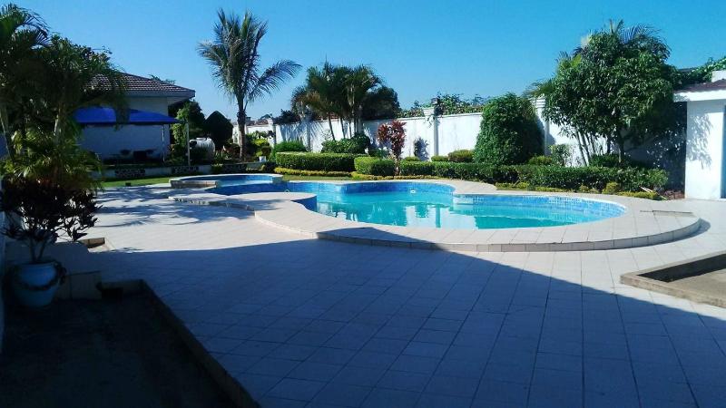 Blue Lagoon Lodge Blantyre image