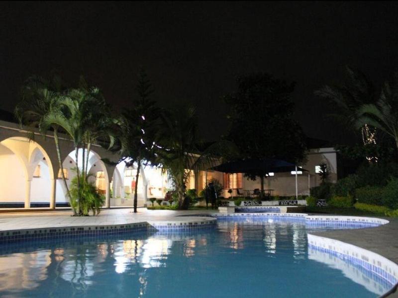 Blue Lagoon Lodge Blantyre image