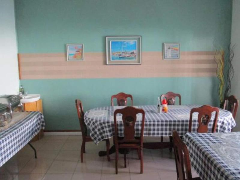 Blue Lagoon Lodge Blantyre image